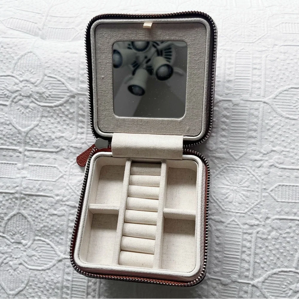 NWOT Mark & Graham Concourse Cognac Travel Jewelry Case - Picture 5 of 8